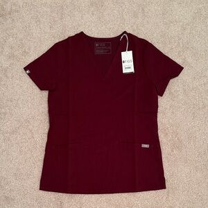 Figs - Women's Burgundy Casma Three-Pocket XS Scrub Top